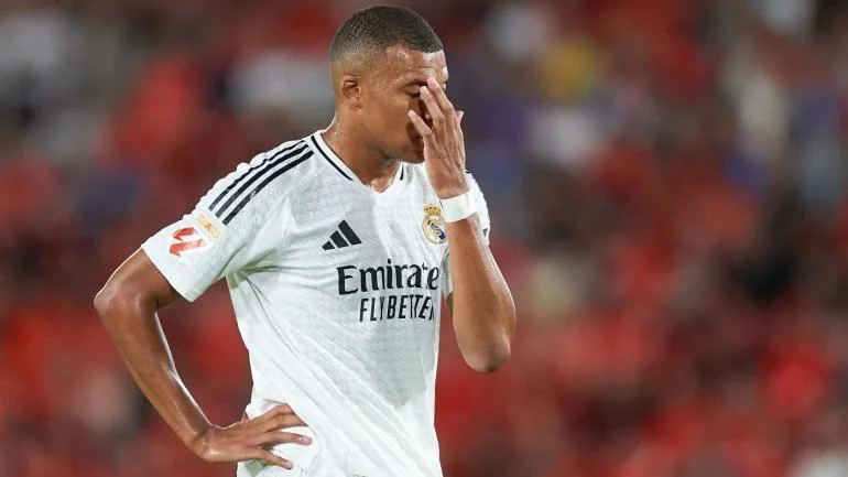 Nogometaš Real Madrida Kylian Mbappe je na debiju v La Ligi ostal brez zadetkov