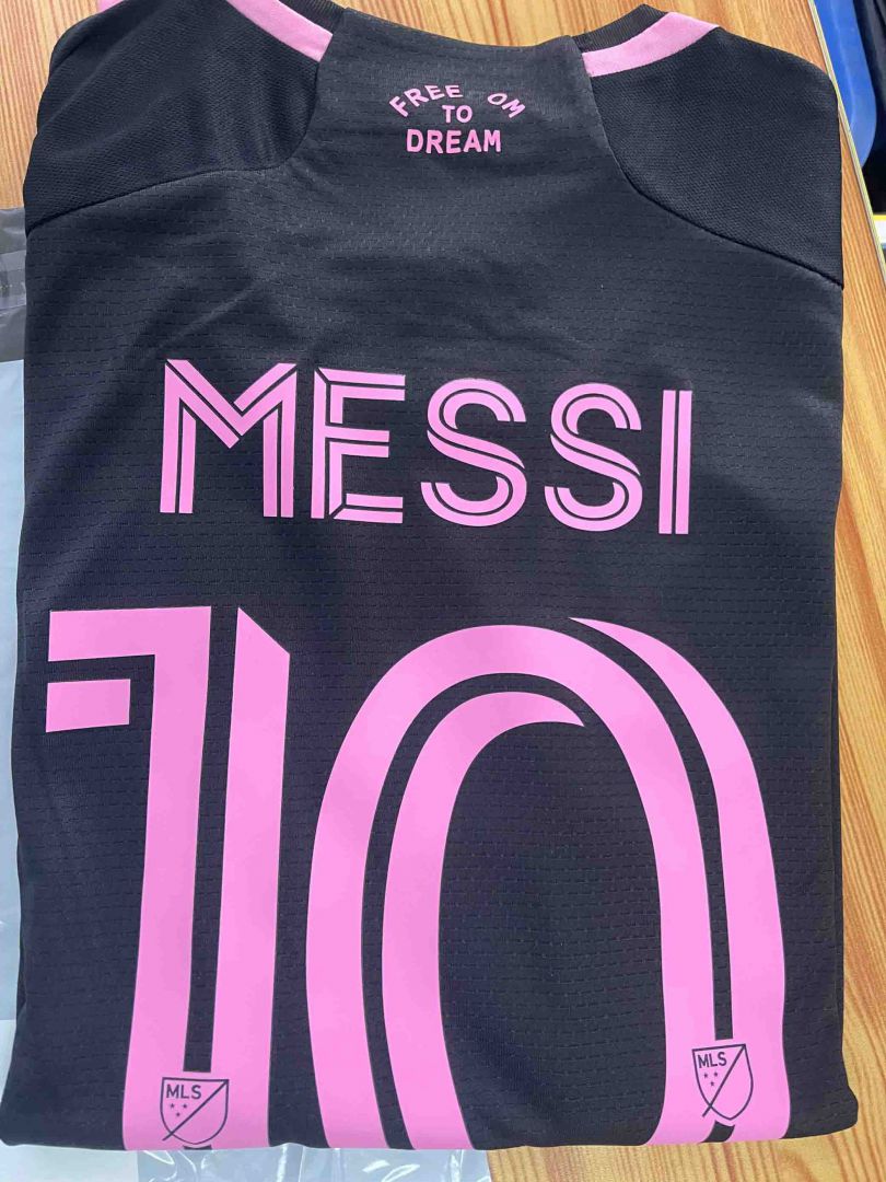 https://www.nogometnionline.com/wp-content/uploads/2024/11/Inter-Miami-Gostujoci-2023-24-Lionel-Messi-10.jpg