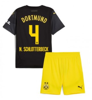 Otroški Nogometni dresi kompleti za otroke BVB Borussia Dortmund Gostujoči 2024-25 Nico Schlotterbeck 4